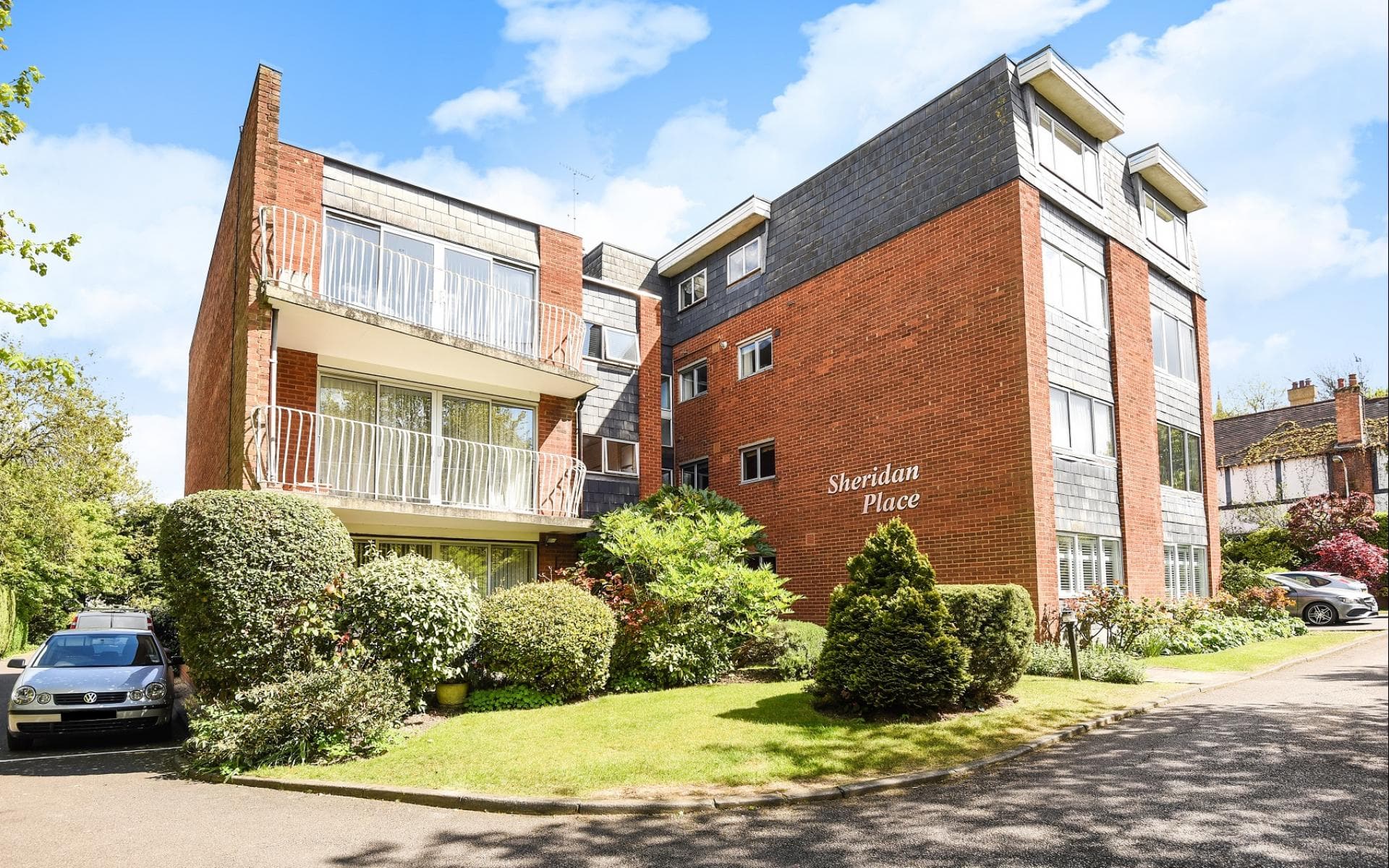 Sheridan Place, Roxborough Park, Harrow on the Hill, HA1 3BQ