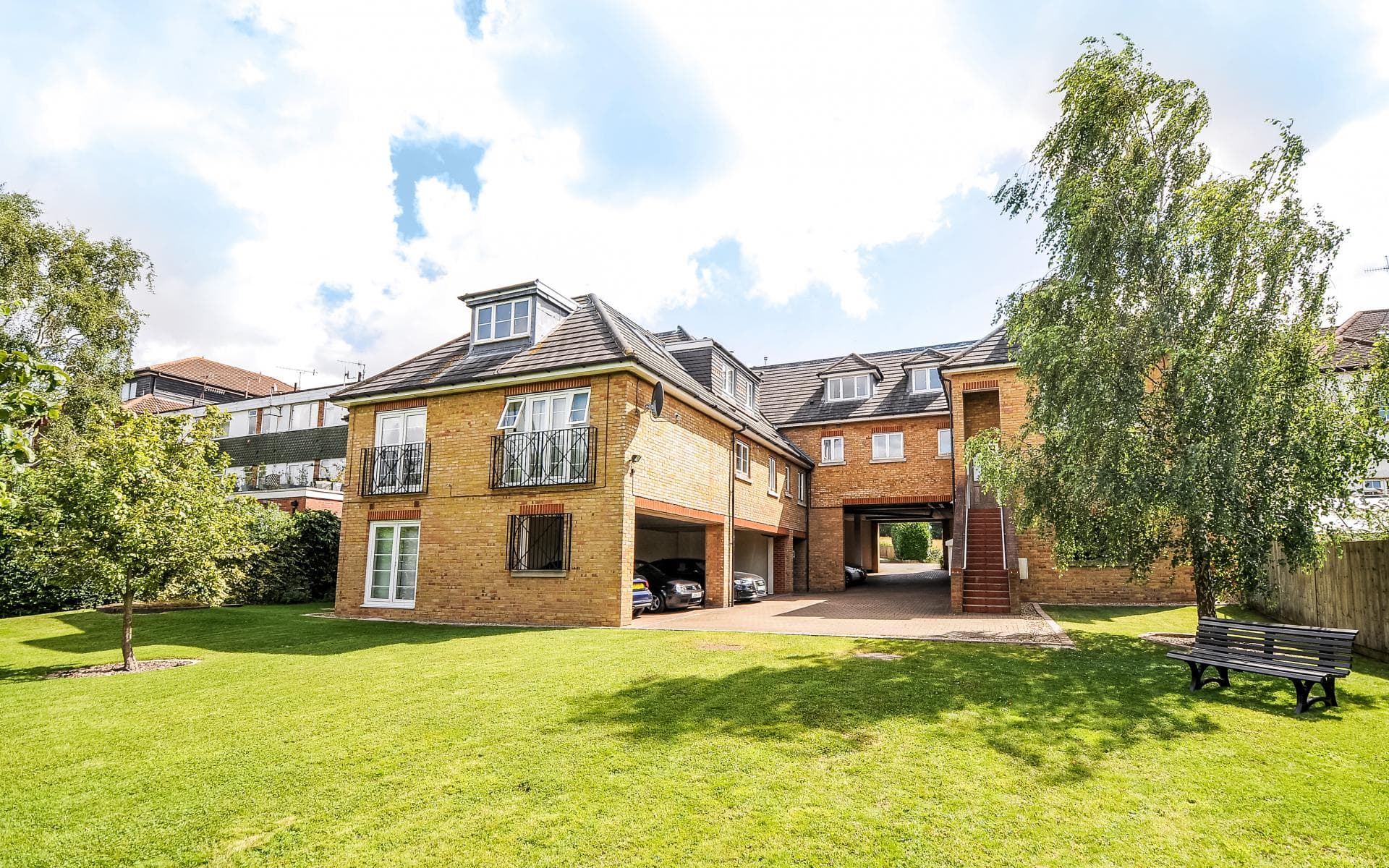 Hanover Court, Bessborough Road, Harrow on the Hill, Middlesex, HA1 3DU